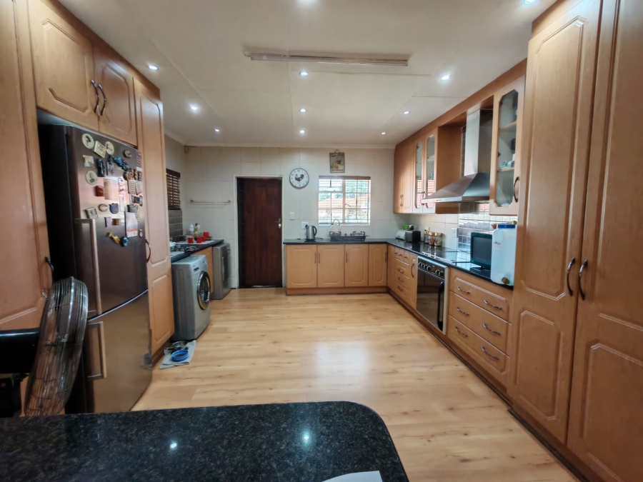 3 Bedroom Property for Sale in Vaalpark Free State